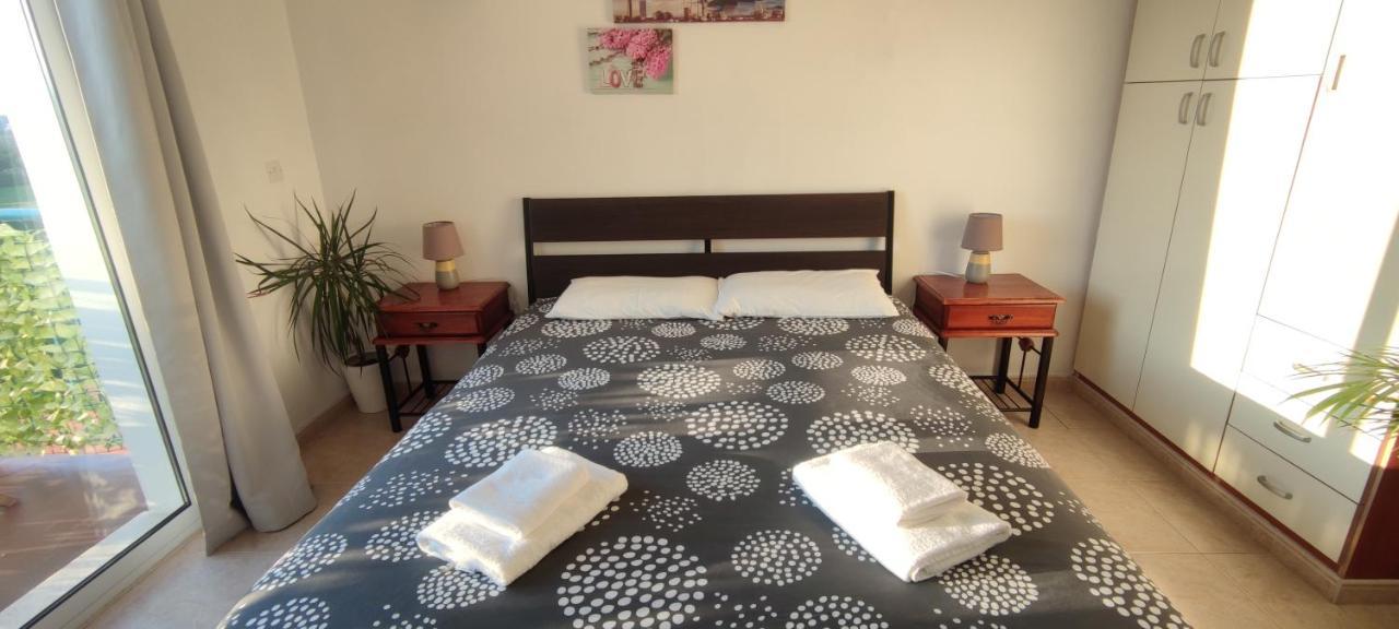 Thalassa Seaside Boutique Beach Apartment Polis Exteriör bild