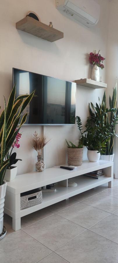 Thalassa Seaside Boutique Beach Apartment Polis Exteriör bild